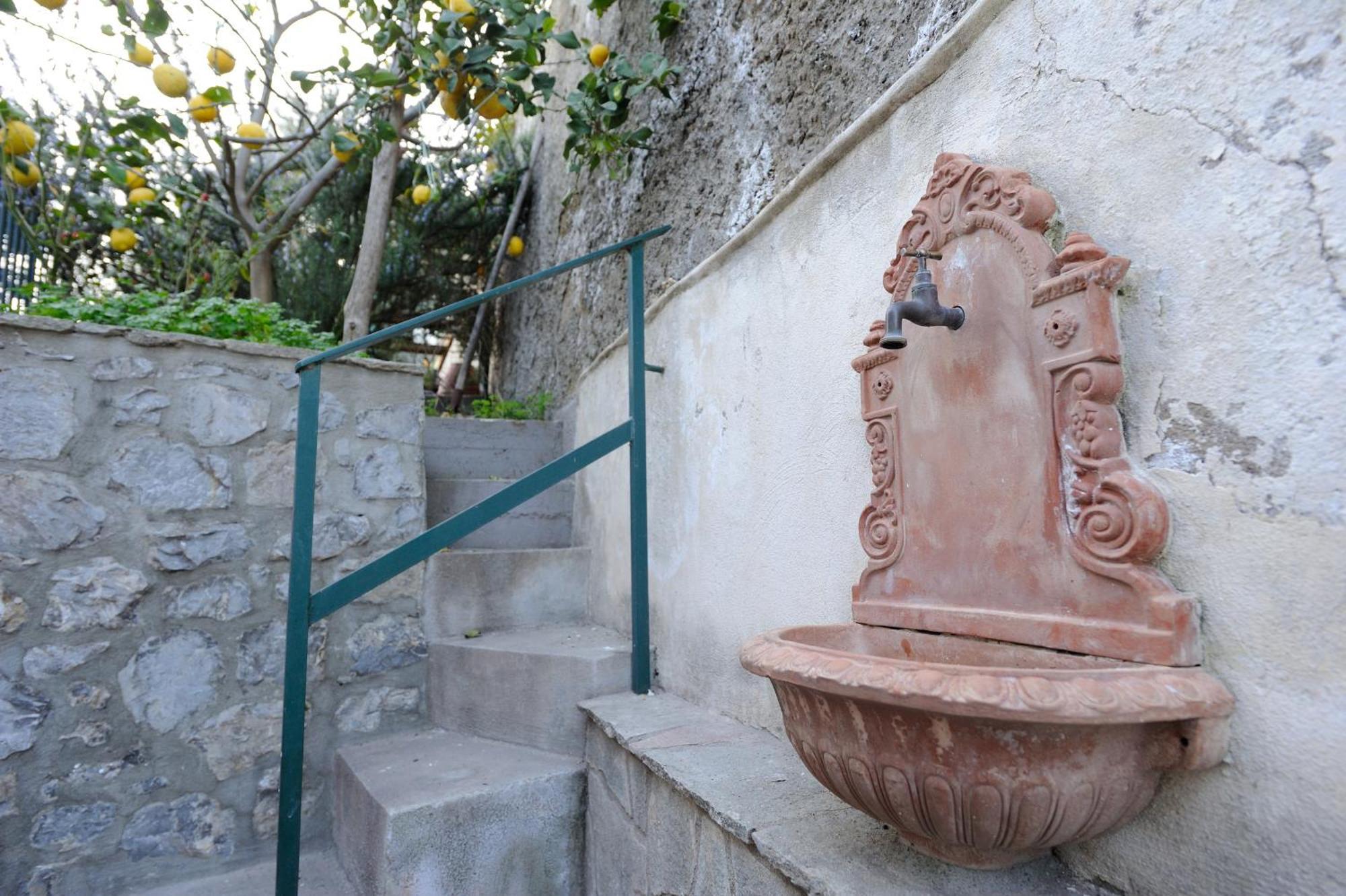 Amalfi Blue Flowers B Экстерьер фото